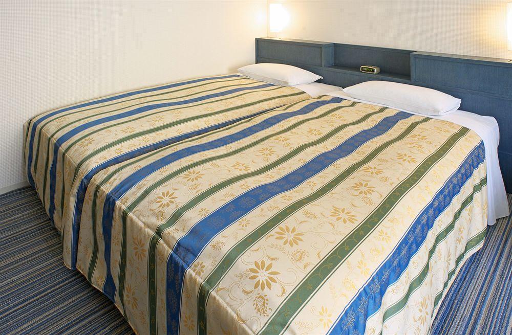 Tokyo Disney Celebration Hotel Urayasu Eksteriør billede